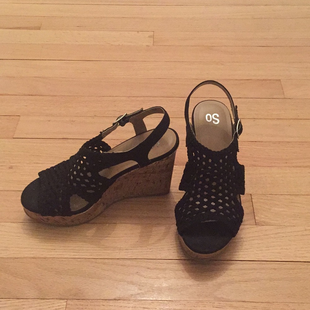 Black crochet top wedges